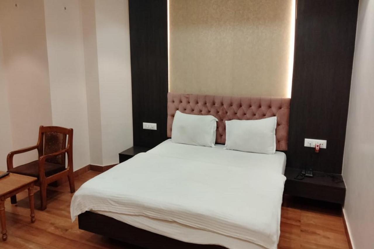 Hotel Park Regency Gorakhpur Exterior photo