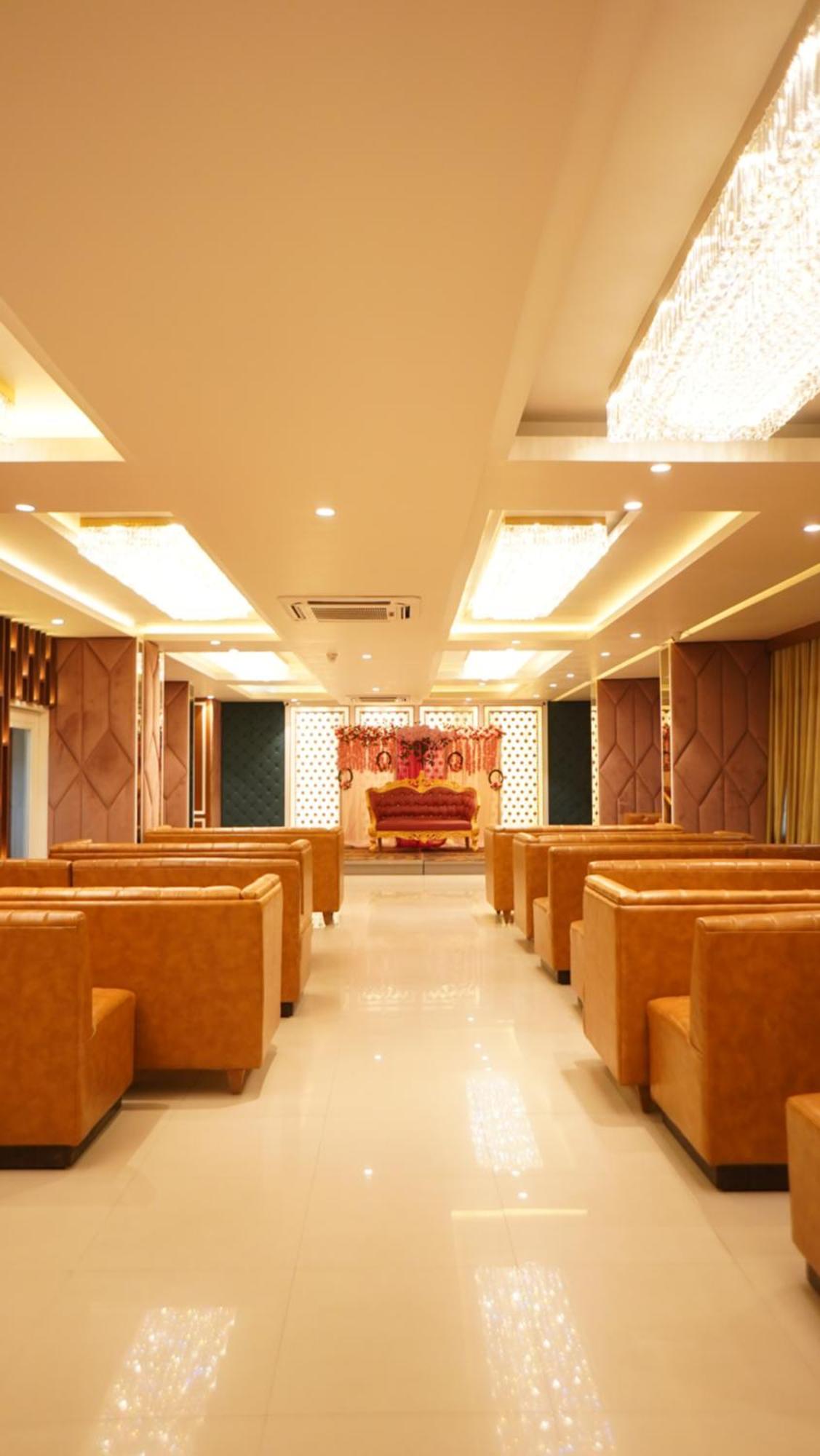 Hotel Park Regency Gorakhpur Exterior photo